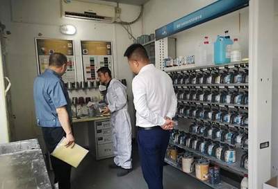 高温下&ldquo;蒸&rdquo;战,夜幕下坚守!他们全力以赴护航暑运【图】